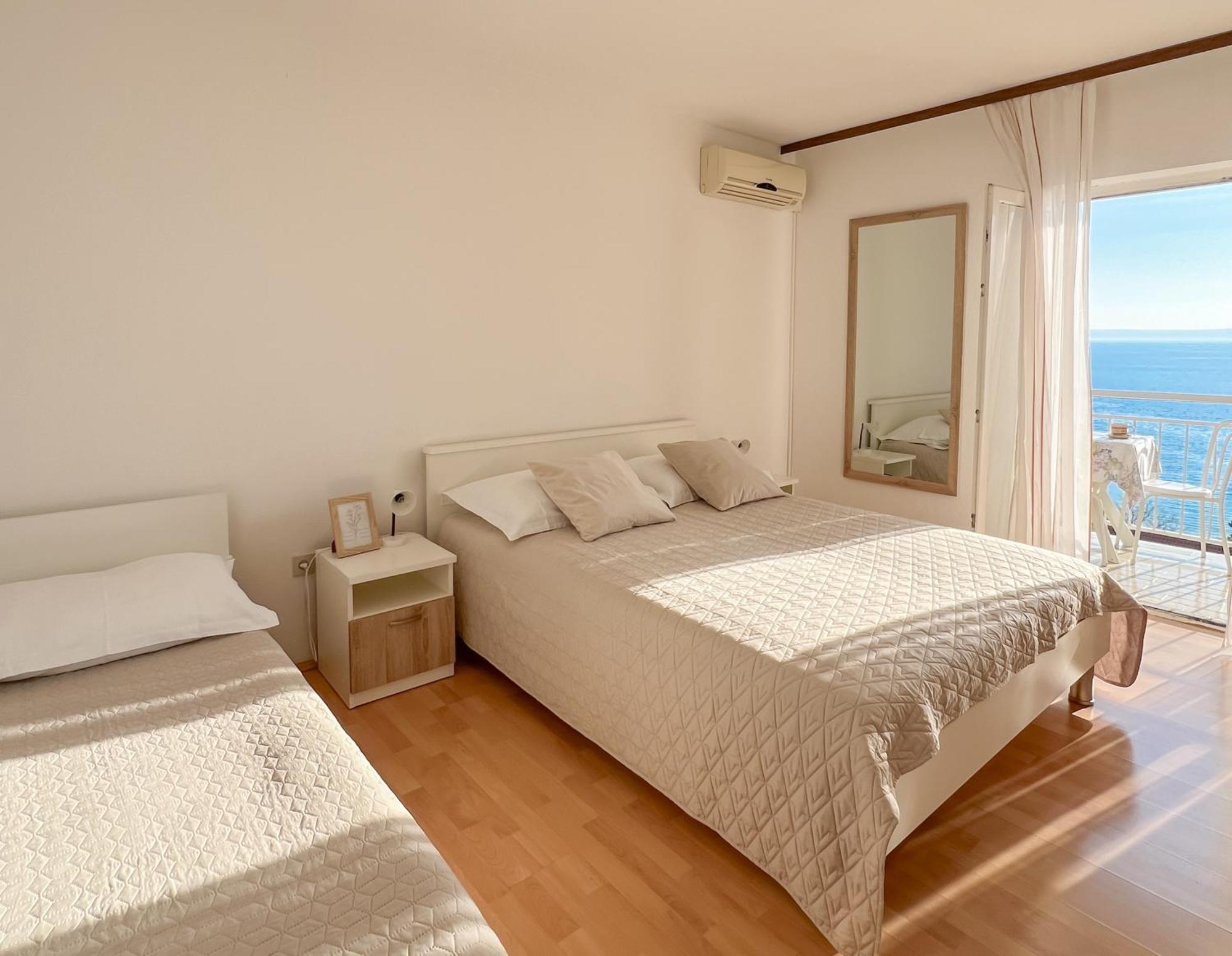 Seaside Apartments And Rooms Baška Voda Exterior foto